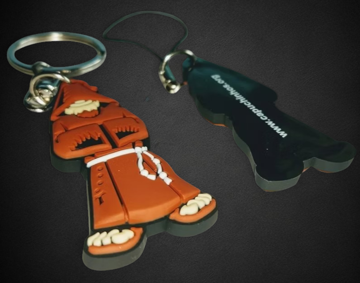 Porta-chaves PVC soft 3D frade Capuchinho